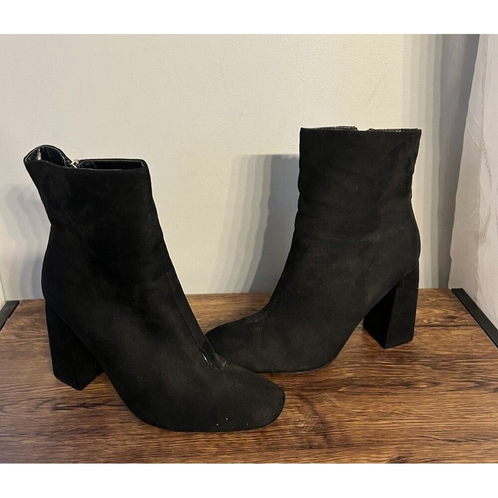 Fashion Nova Women's Victory Black Booties/Heels 8.5M